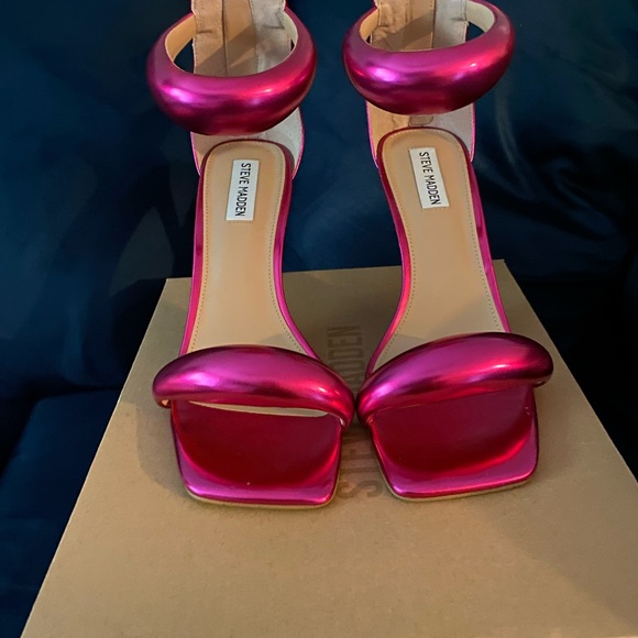 Steve Madden Partay Heel - Picture 2 of 4